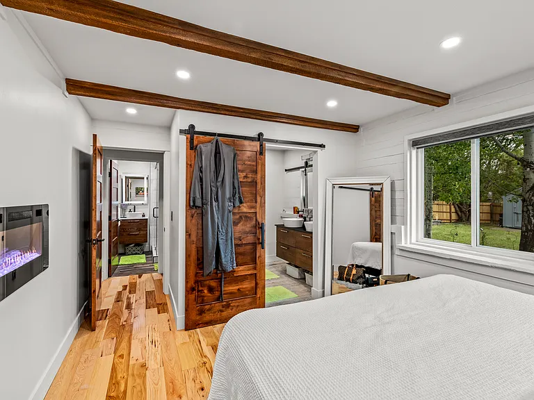 40555 Steamboat Dr — Photo 12