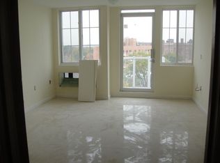 8411 Lander St APT 22, Briarwood, NY 11435