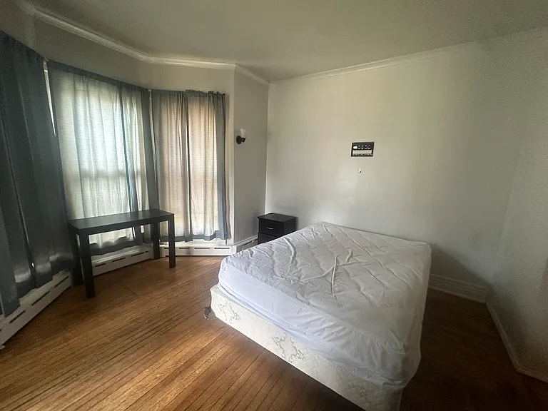 65 Ford Ave #1 — Photo 5