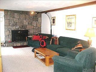3rd image of 42 Colby Dr