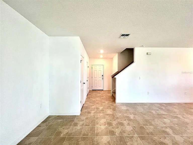 5665 Nispero Way — Photo 16