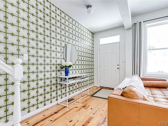 3rd image of 3033 Grayland Ave