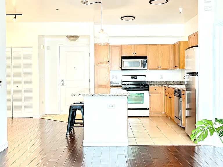100 S Alameda St #232 — Photo 18