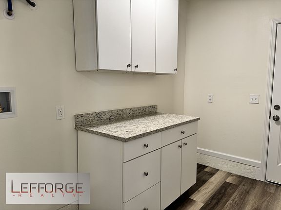 5th image of 2508 SW 76th St