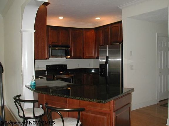 2nd image of 300 Saint Andrews Dr