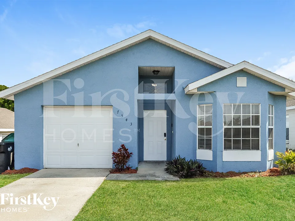 7543 Groveoak Dr