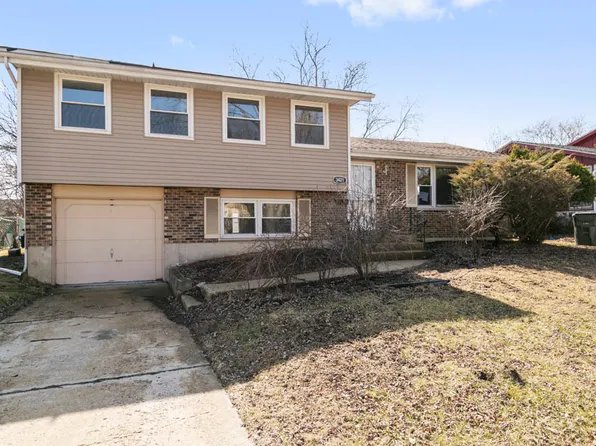 3421 Birchwood Dr, Hazel Crest, IL 60429