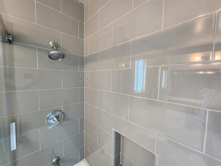 872 Cabot Ln — Photo 16