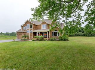 35 Snowberry Dr, Gorham, ME 04038