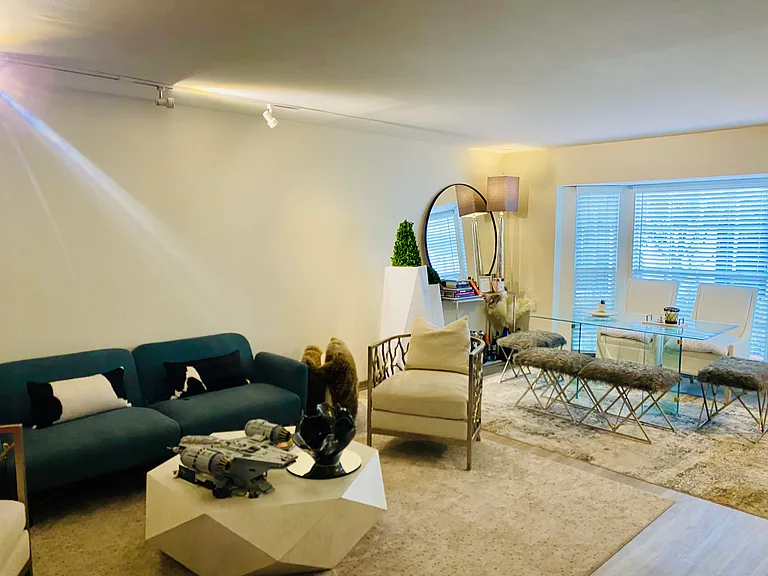 308 S Gomez Ave #C — Photo 10