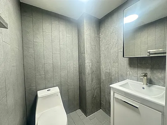 Rented by Dream Space Realty | media 12