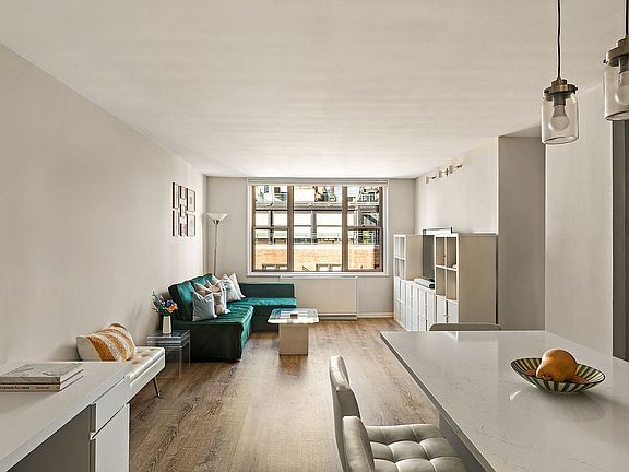 5th image of 137 E 36th St APT 17H