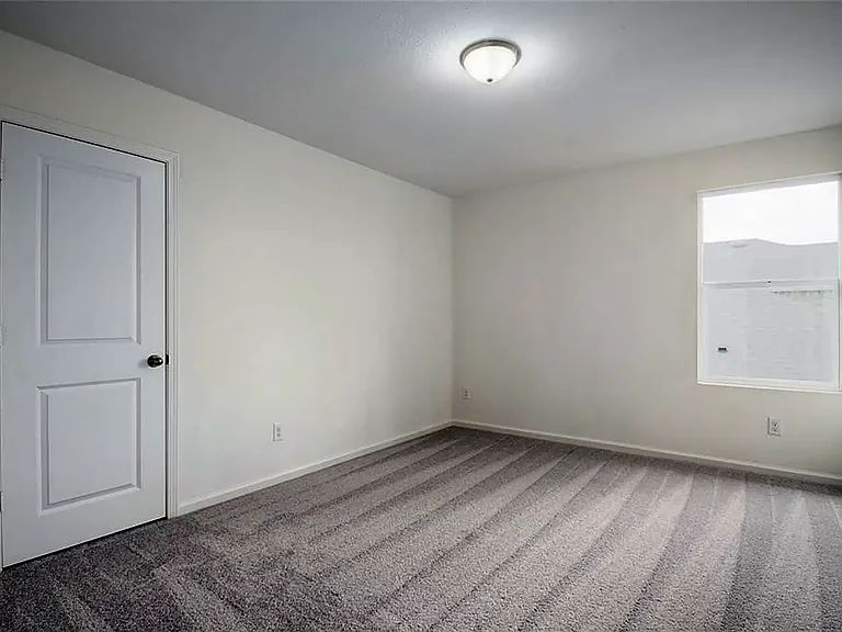 625 Delaware Ave — Photo 24