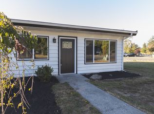 814 5th St #2, Steilacoom, WA 98388