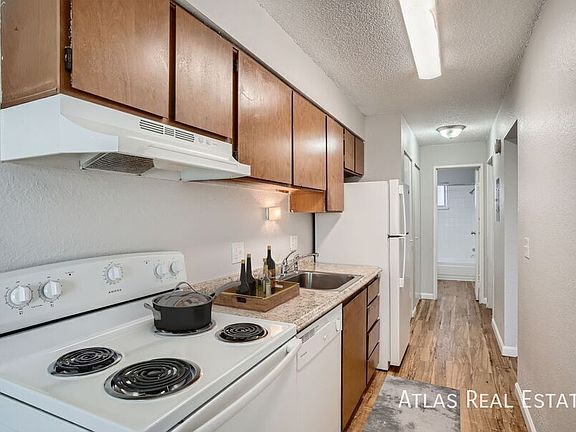 5th image of 1995 S Decatur St #208