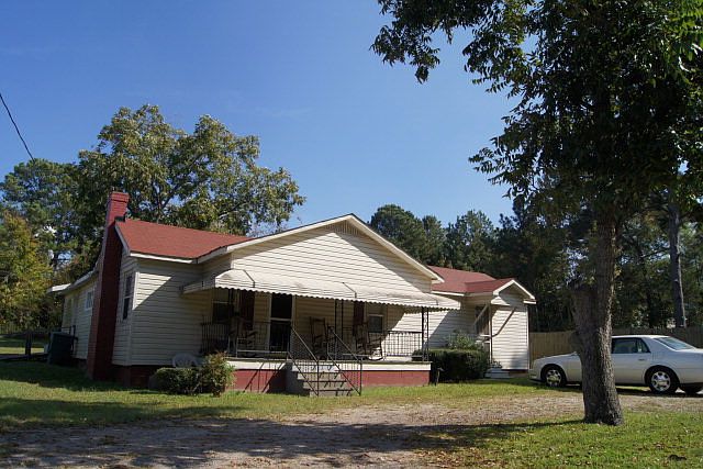 2nd image of 144 Lumber St