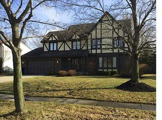 216 Bramble Ct, Williamsville, NY 14221