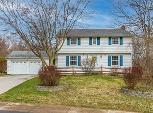 105 Shadowlawn Ct, Rochester, NY 14617