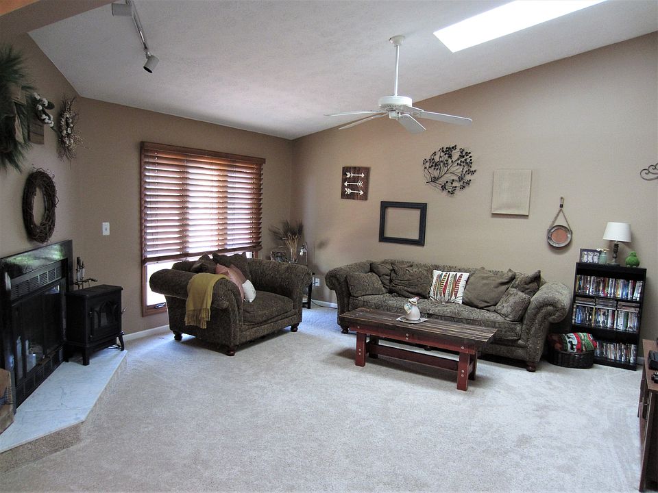 1st image of 7169 Bluffs Dr #71