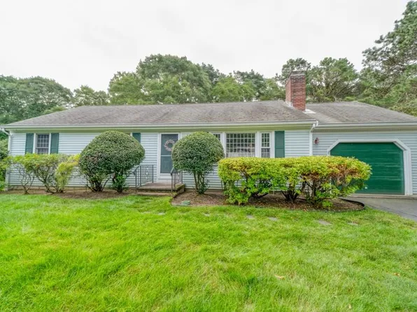 6 Jilma Drive, East Dennis, MA 02641