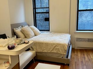 905 1st Ave #2B, New York, NY 10022
