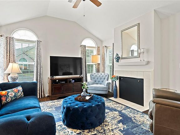 5th image of 2038 W 139th St