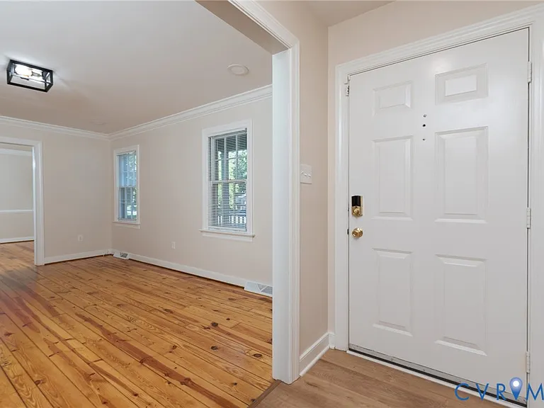 4329 Deertrail Dr — Photo 7
