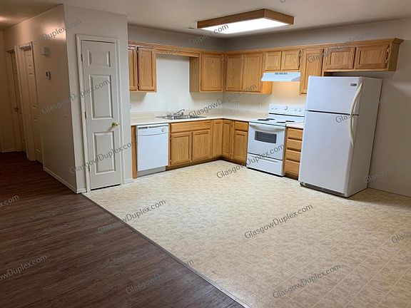 5th image of 108 Belfast Way APT B
