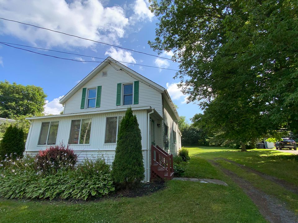 1st image of 804 Union Rd