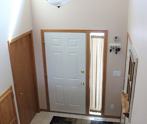 5th image of 1555 Woodridge Ln