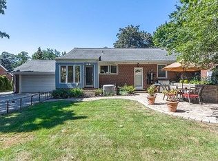 580 Lahser Rd, Bloomfield Hills, MI 48301