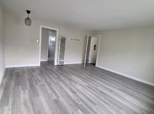 1530 Harvard St #E, Santa Monica, CA 90404