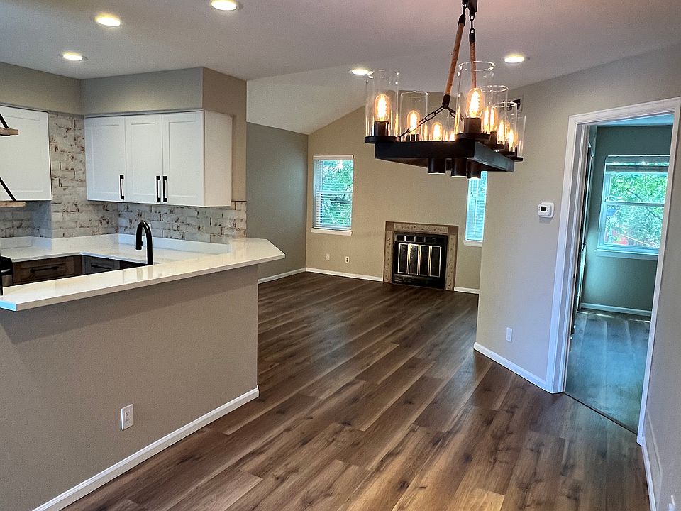 Living area with recessed lighting