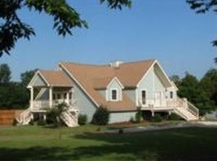 414 N Carrico Dr, Lone Jack, MO 64070