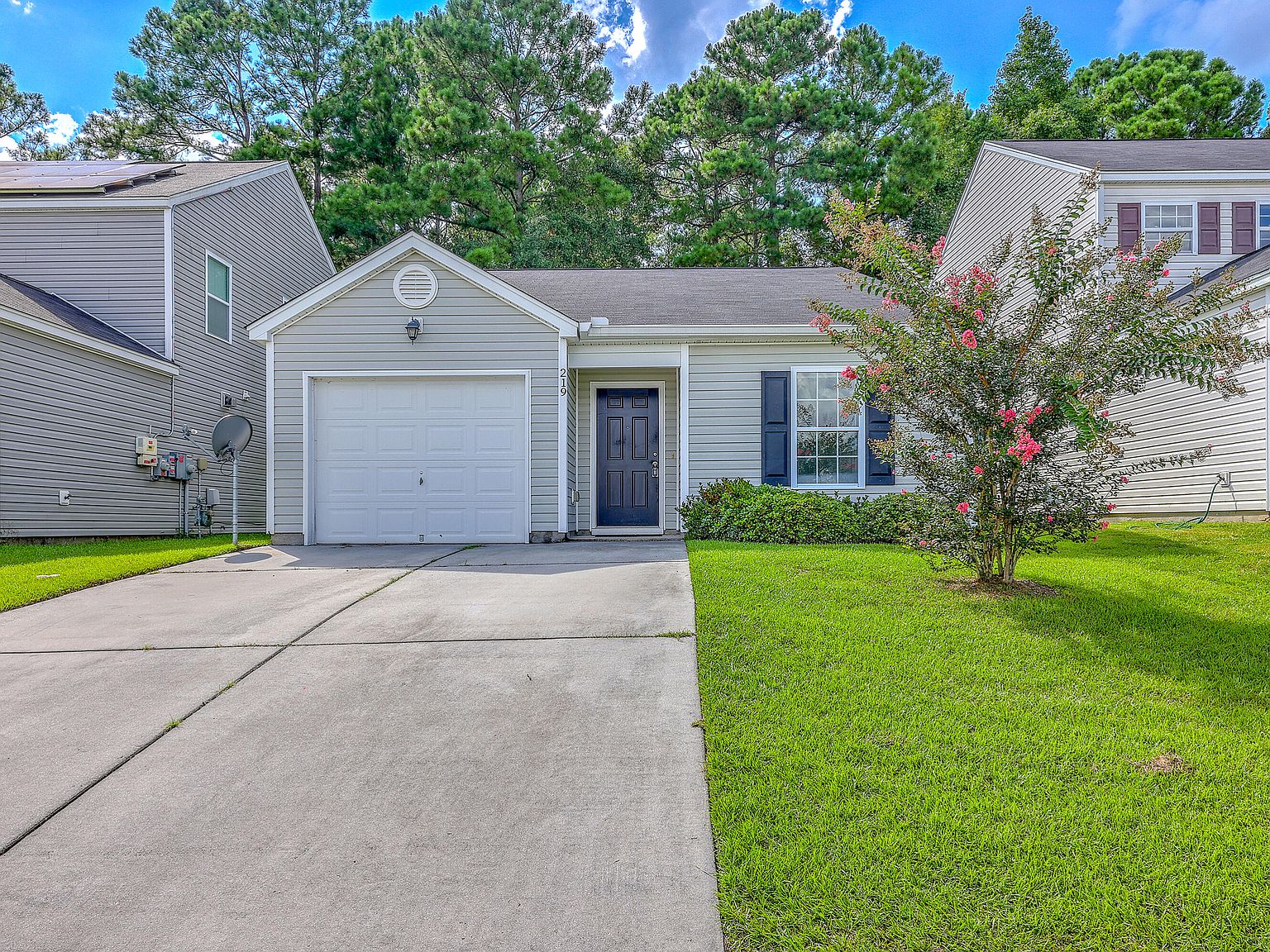 219 Coosawatchie St, Summerville, SC 29485 MLS 23017684 Zillow