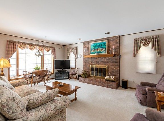 5th image of 8664 Flint Ln