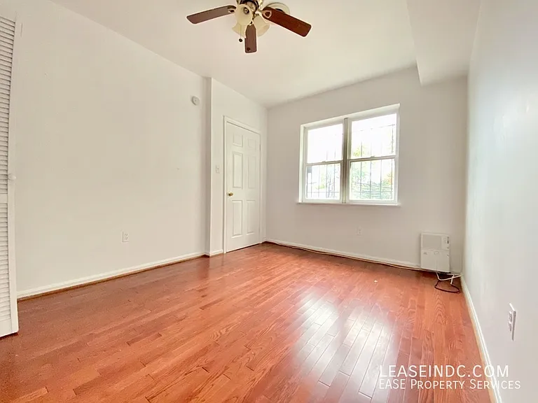 1721 11th St NW #2 — Photo 15