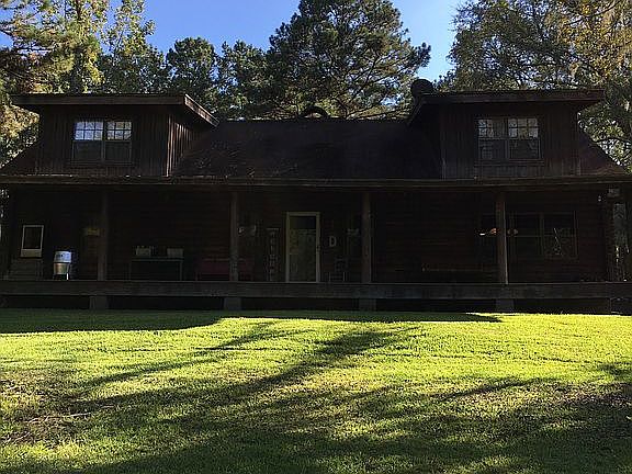 4th image of 555 Private Road 8250