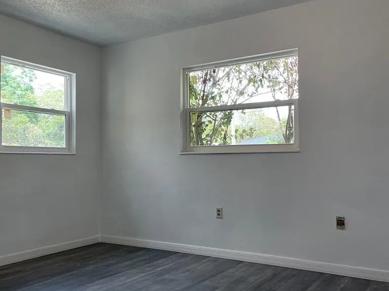 1522 Penny Ave — Photo 17