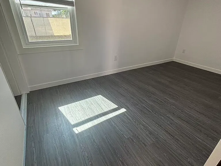 615 1/2 S Marguerita Ave — Photo 12