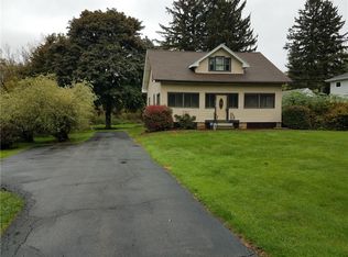 418 Seneca Park Ave, Rochester, NY 14617