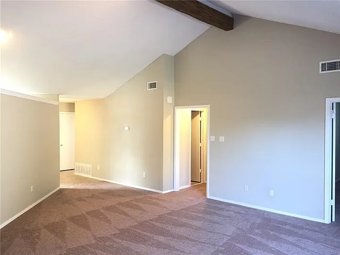 621 Shenandoah Ct — Photo 6