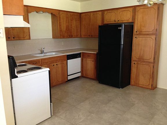 5th image of 307 Bobolink Dr