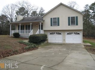 57 Debbie Dr, Cedartown, GA 30125