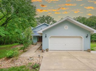 26 Jacks Cabin Dr, Defiance, MO 63341