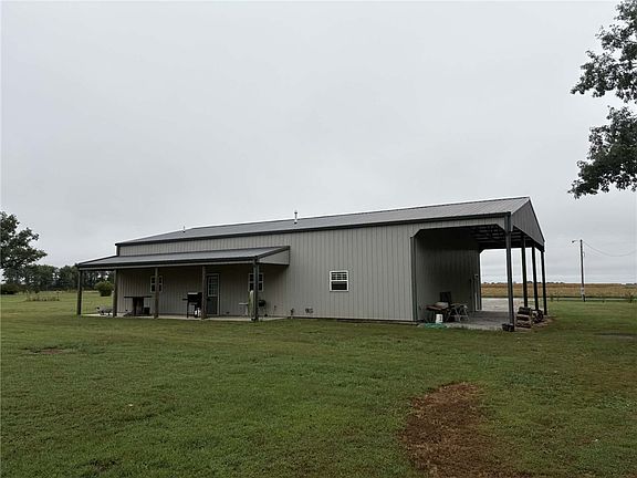3rd image of 7399 N 800th St