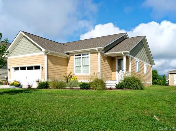 75 Rose Creek Rd, Leicester, NC 28748