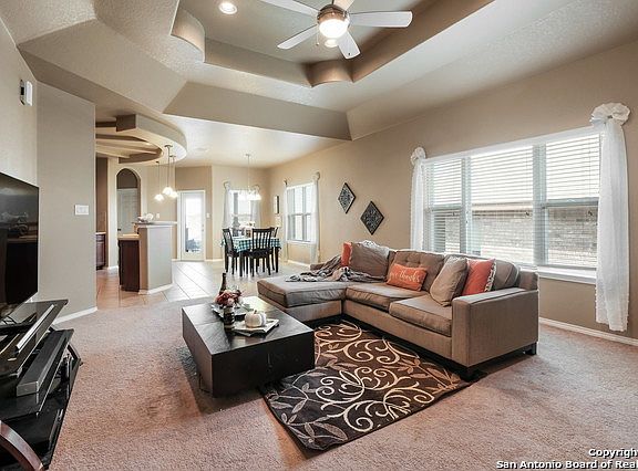 4th image of 1327 Crow Ct