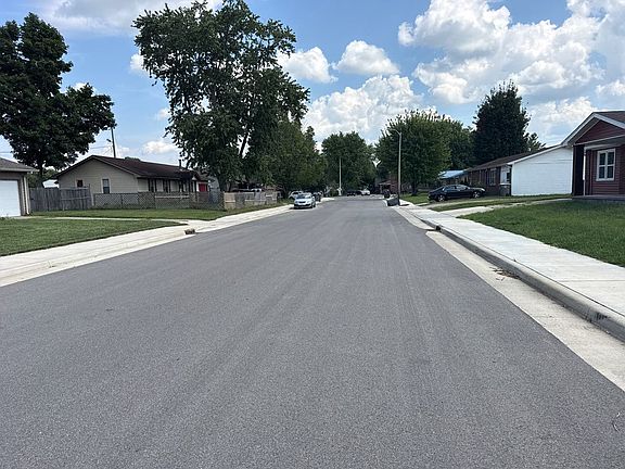 5th image of 802 Sprenger Rd