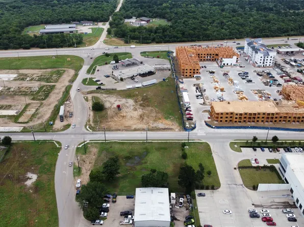 401 Holfords Prairie Rd, The Colony, TX 75056